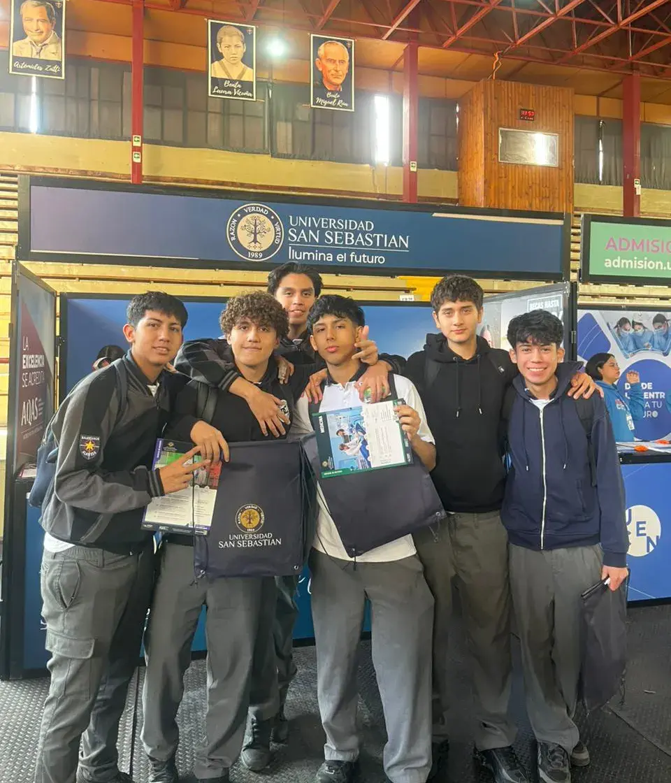 cover-alumnos-colegio-salesianos-alameda-stand-uss